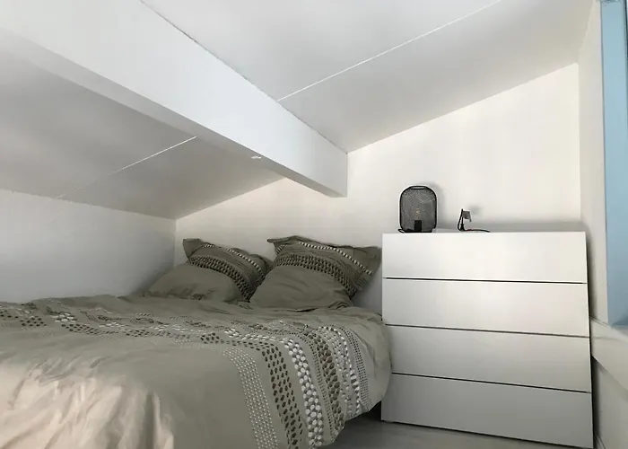 Cosy En Résidence Privée Avec Vue Apartamento